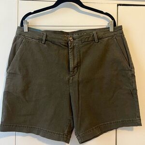 Perry Ellis NWT Olive Men’s Stretch Dyed Solid Twill Short size 38